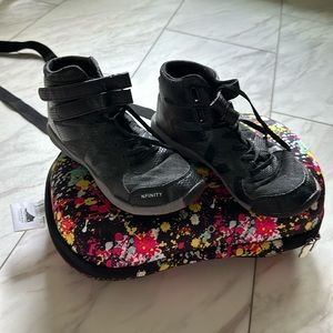 Black Nfinity Beast Cheer Shoes
